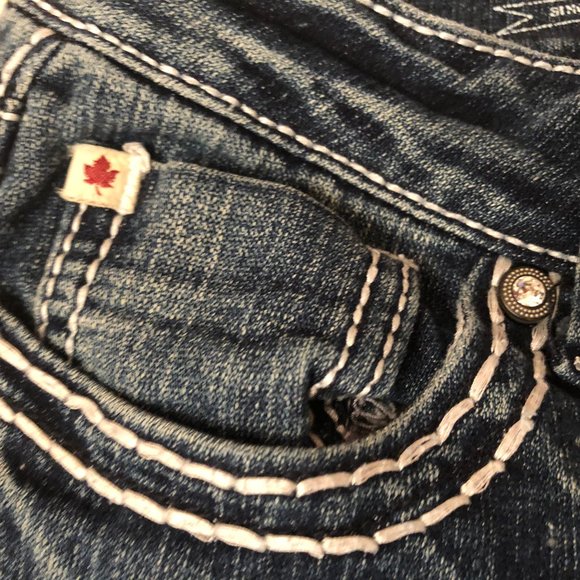 Jeans - Picture 6 of 7